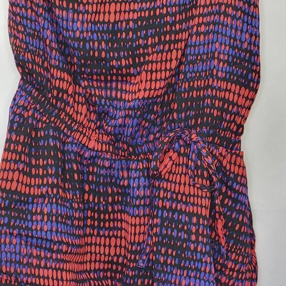 The limited one shoulder with ruffle on bottom - Picture 7 of 16